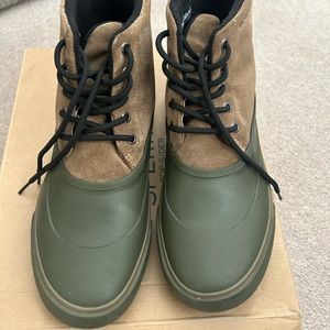 Sperry Duck boots